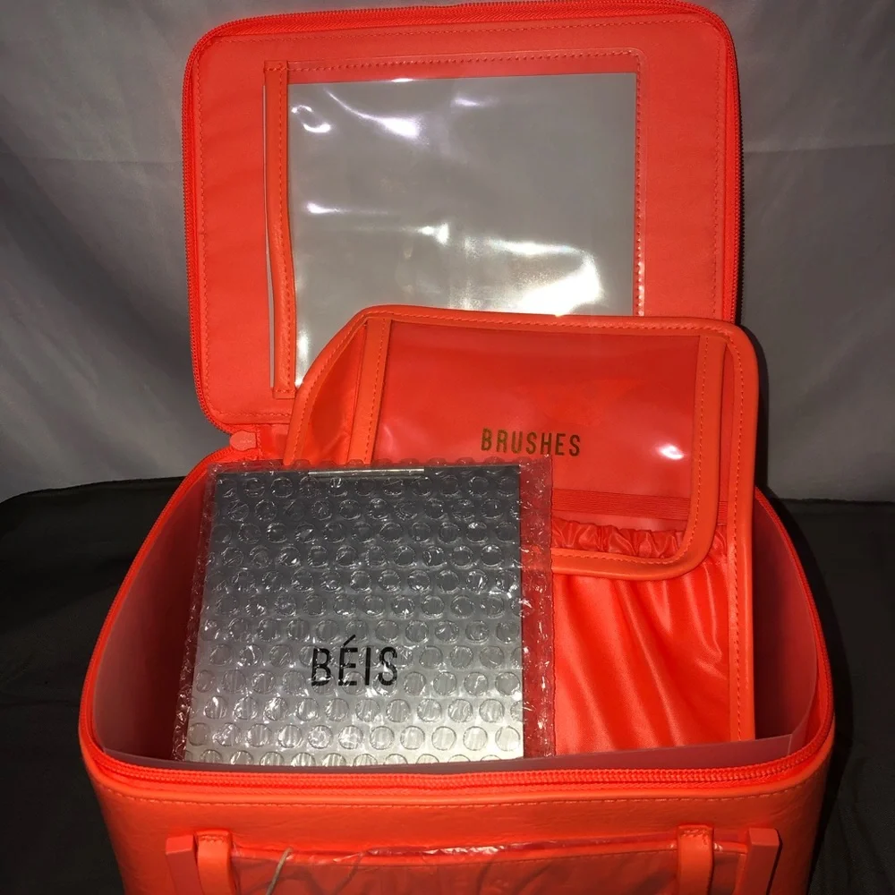 BEIS Creamsicle cosmetic case - Picture 5 of 6